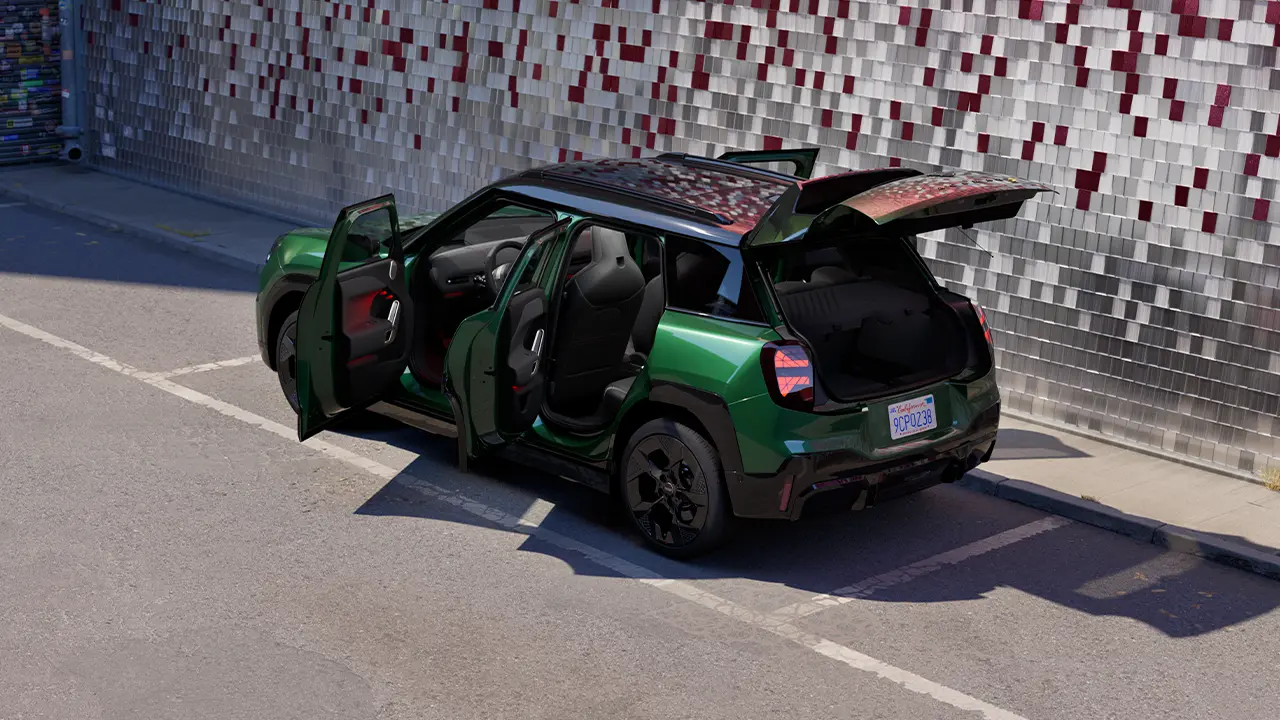 W pełni elektryczne MINI Aceman – otwarte drzwi