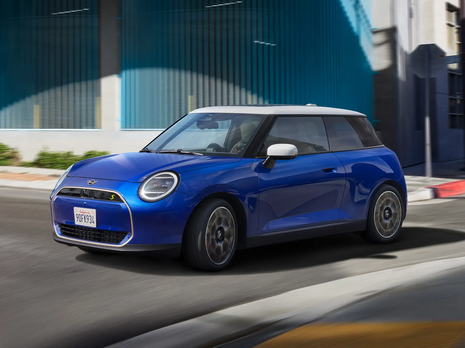 W pełni elektryczne MINI Cooper – scena 
