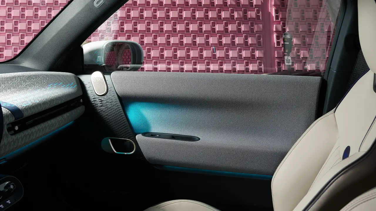 W pełni elektryczne MINI Cooper – kabina