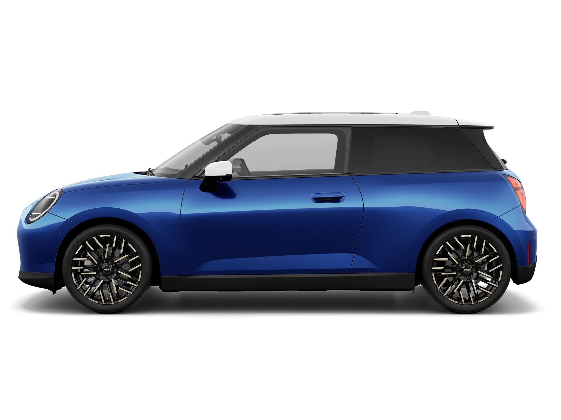 W pełni elektryczne MINI Cooper – widok z boku