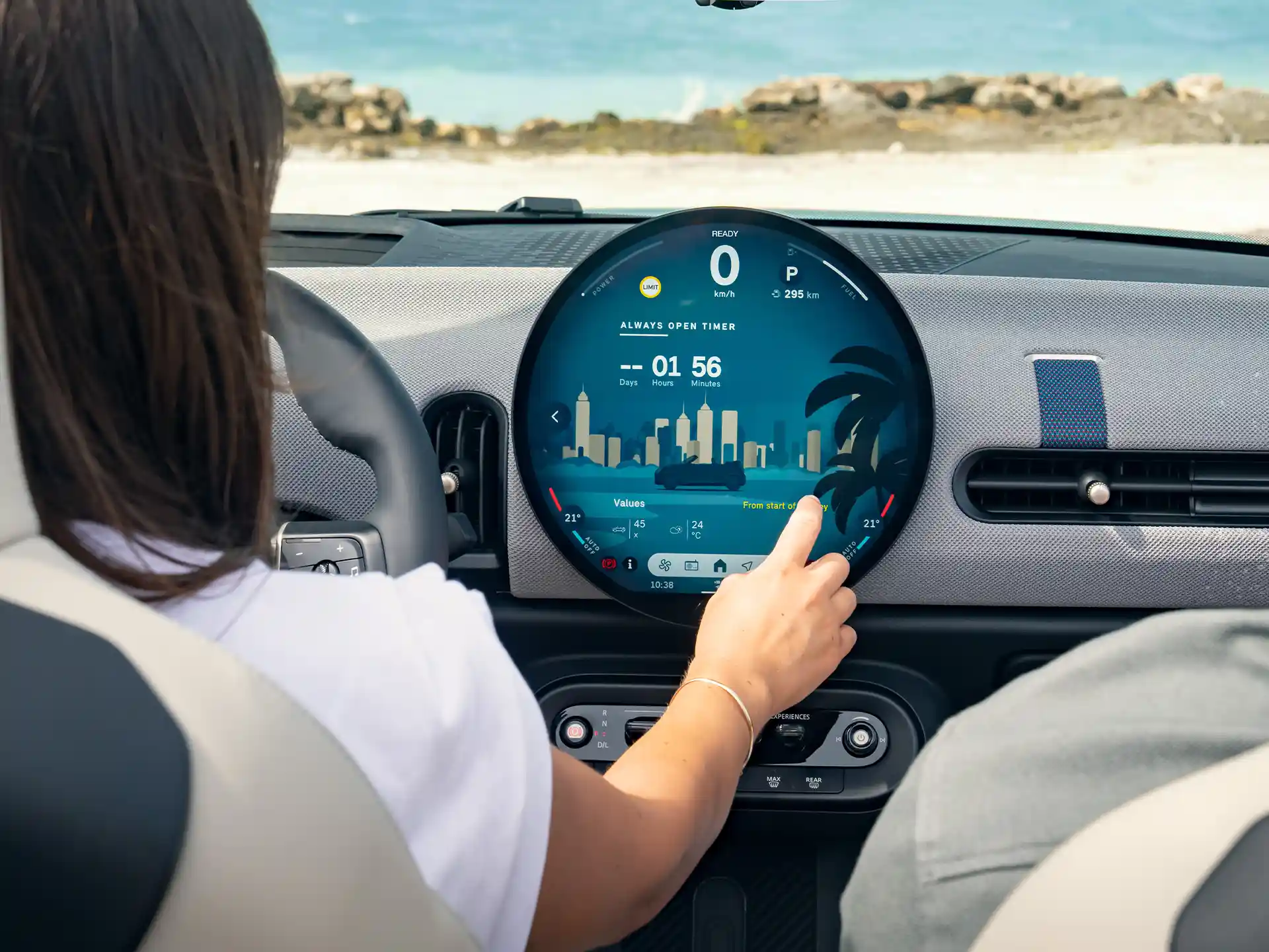 MINI Cooper Cabrio – okrągły wyświetlacz OLED