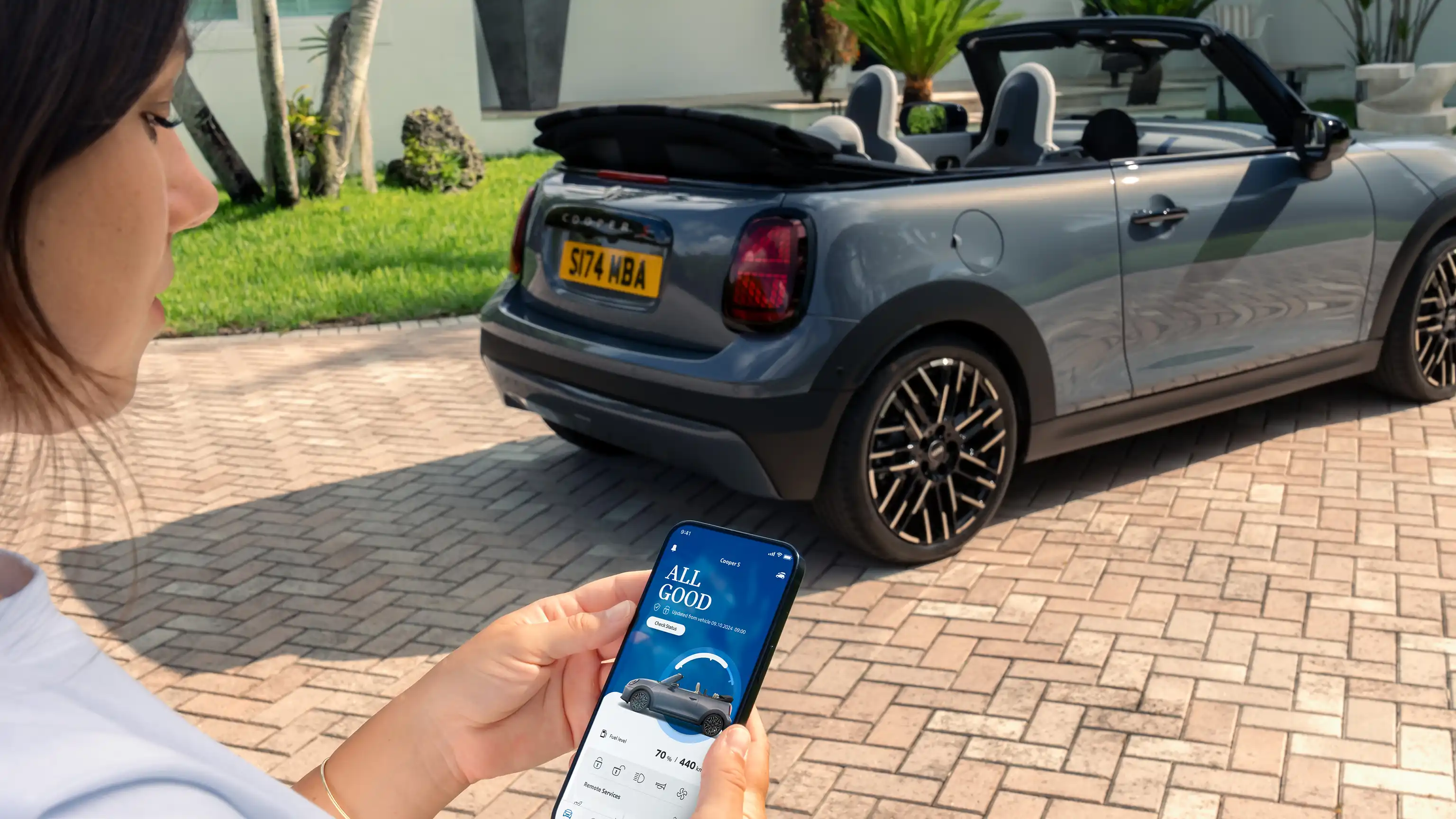 MINI Cooper Cabrio – aplikacja MINI