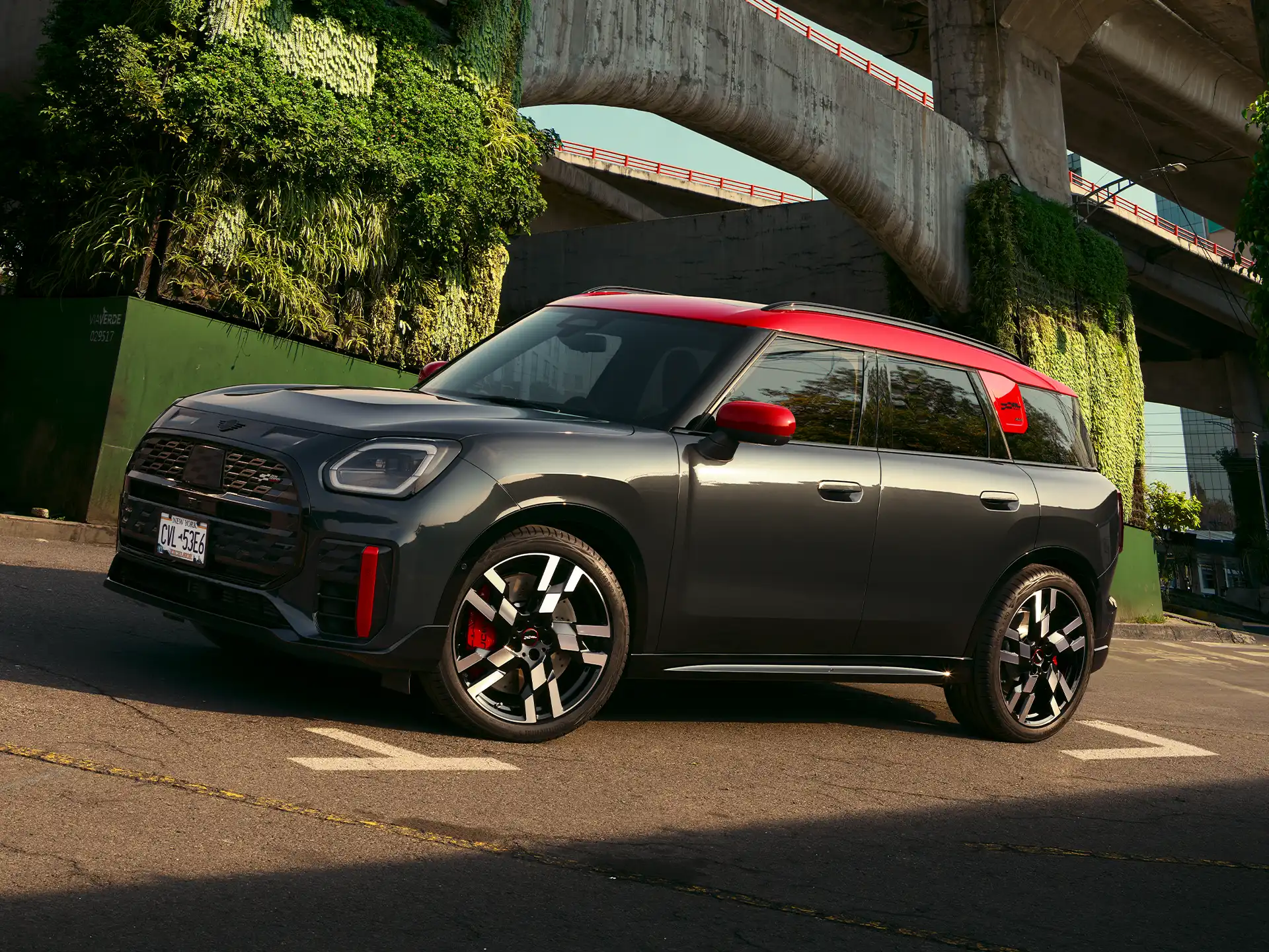Elektryczne MINI Countryman – zwiastun elektrycznego MINI Countryman JCW