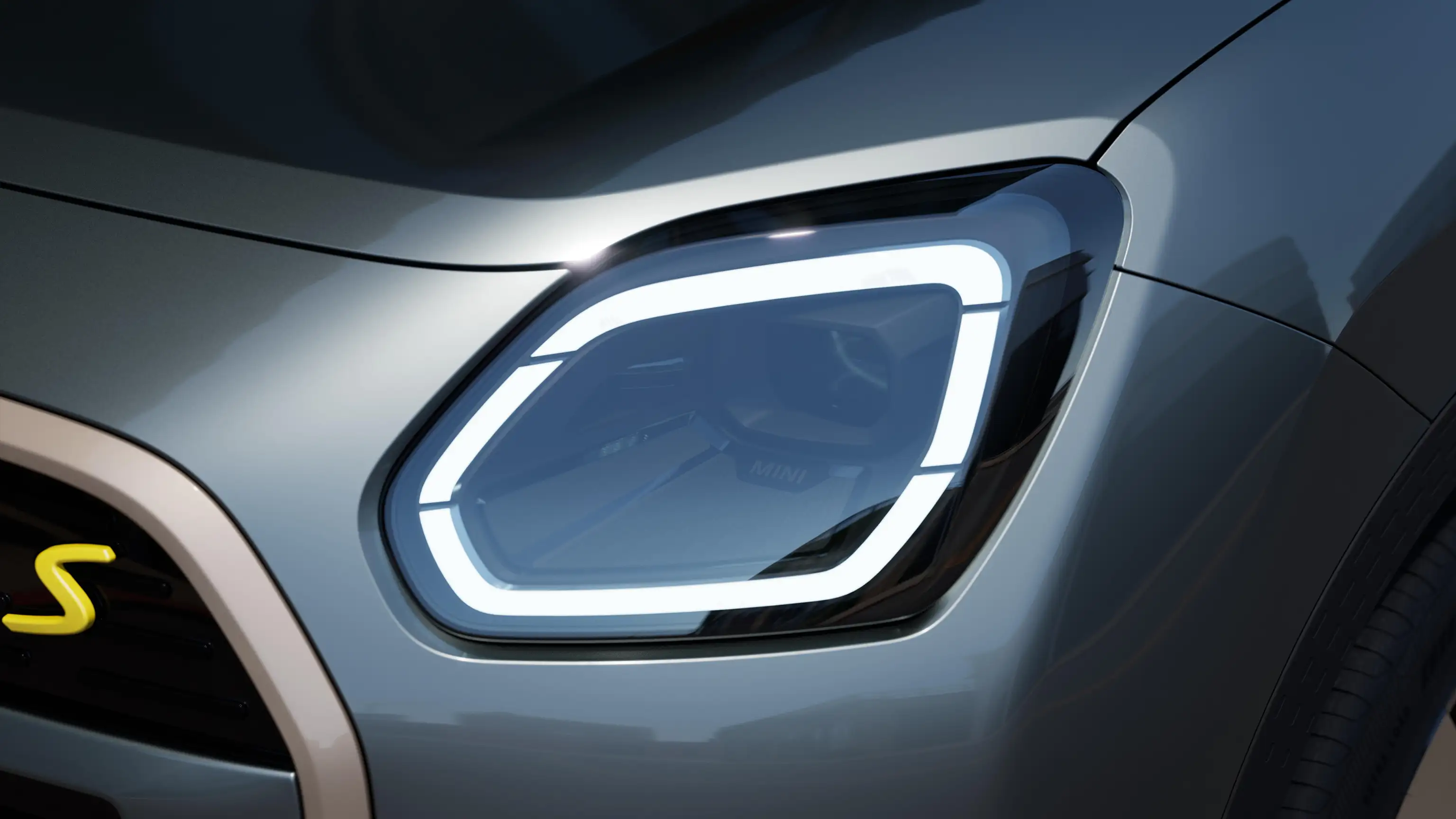 Elektryczne MINI Countryman – reflektory