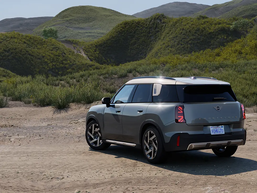 MINI Countryman – wygląd zewnętrzny – widok boczny od tyłu
