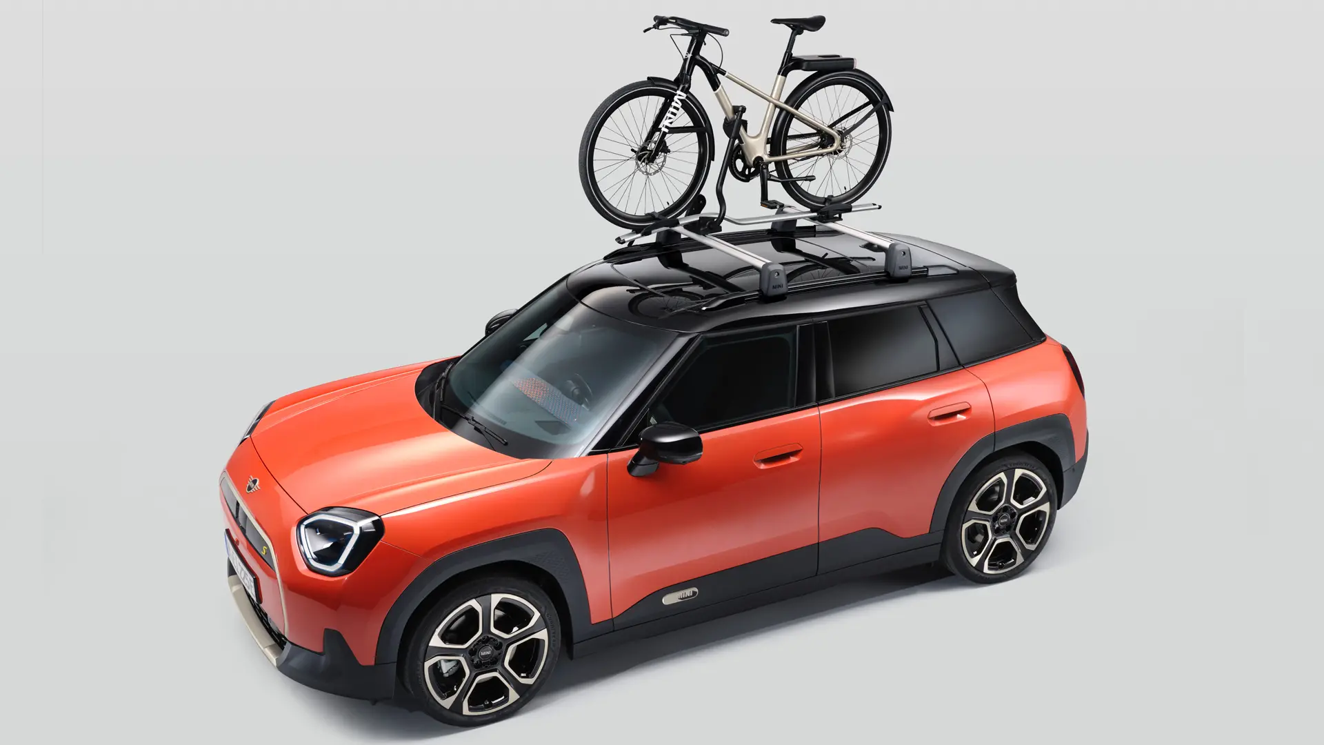 Wyposażenie dodatkowe MINI – dachowy uchwyt rowerowy na mini aceman
