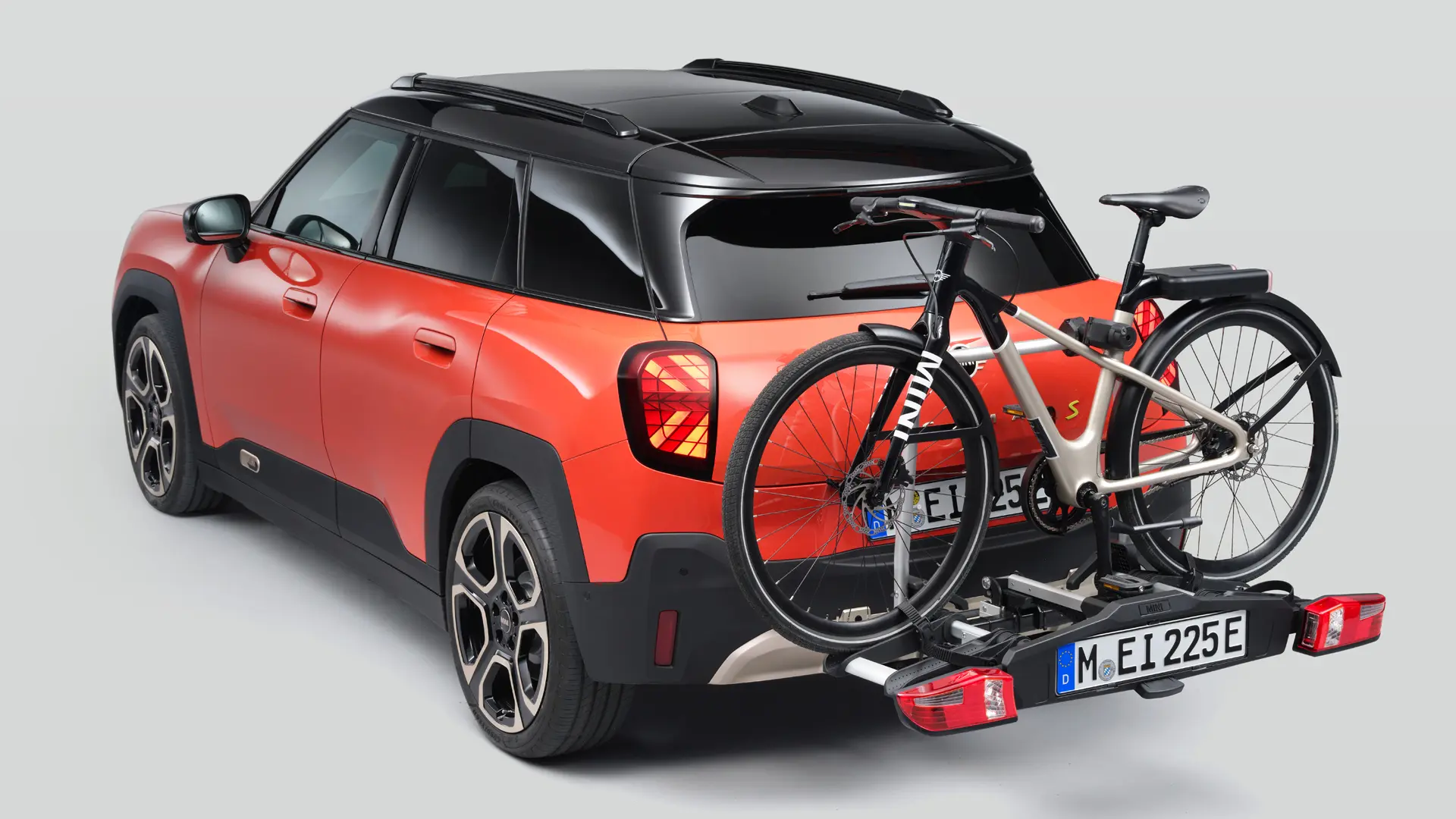 Wyposażenie dodatkowe MINI – tylny uchwyt rowerowy na mini aceman