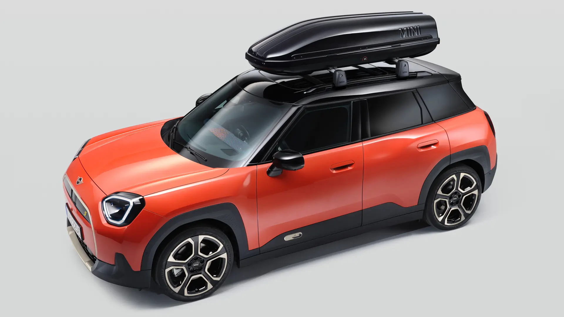Wyposażenie dodatkowe MINI – pojemnik dachowy 320 czarny na mini aceman