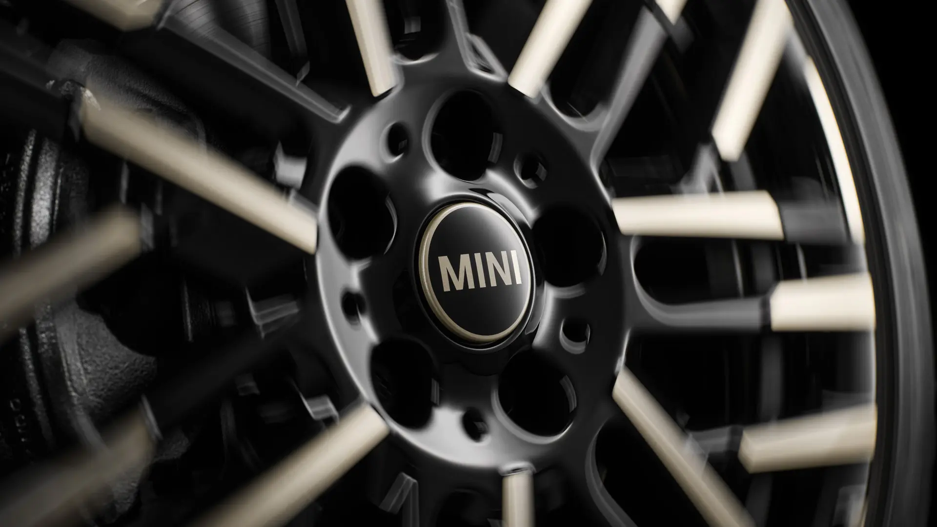 Koła MINI – obrotowy dekielek obręczy koła 