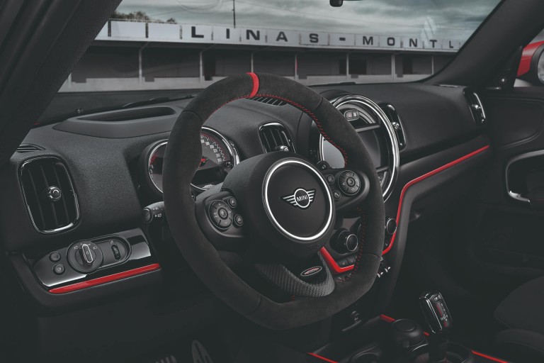 MINI John Cooper Works – kierownica – karbon