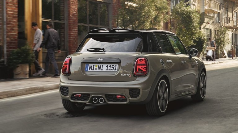 NOWE 5-DRZWIOWE MINI HATCH