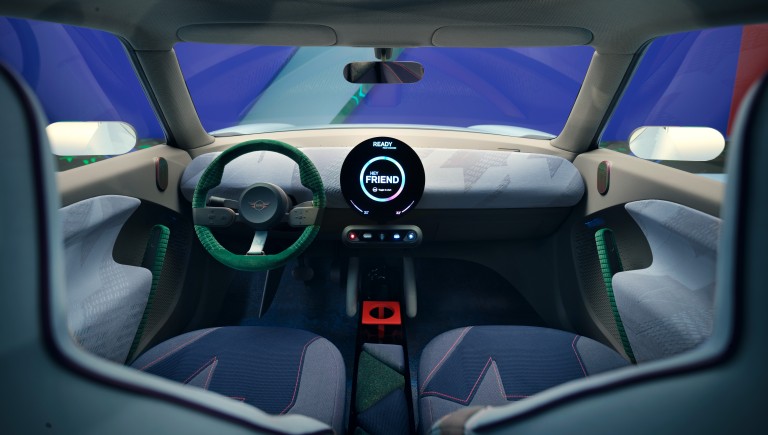 mini concept - aceman - wnętrze - deska rozdzielcza