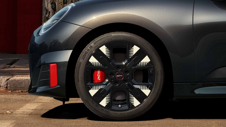 MINI - etykieta opony - obręcze kół do John Cooper Works