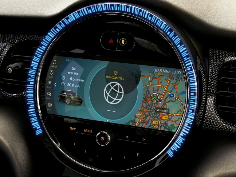 MINI Connected – Pakiety – Connected Navigation Plus