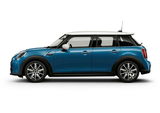 MINI HATCH 5-DOOR.