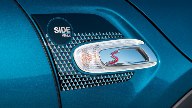 MINI Cabrio Sidewalk Edition – ozdobniki boczne – plakietka Cooper S