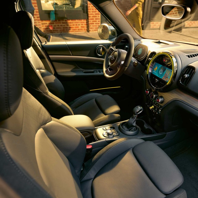 MINI Cooper SE Countryman ALL4 – wnętrze – widok z 360°